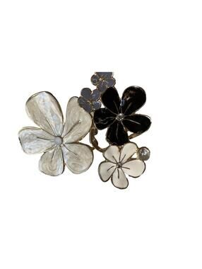 Flower Bracelet Floral Design Simple Elegant Women’s Jewelry Accessory
